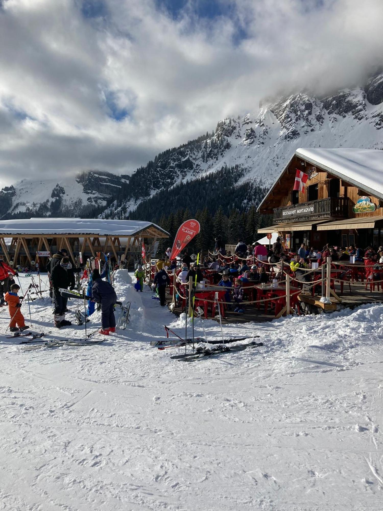 Les Edelweiss Mont-Blanc - Gite Classe 3 Etoiles Passy  Exterior foto
